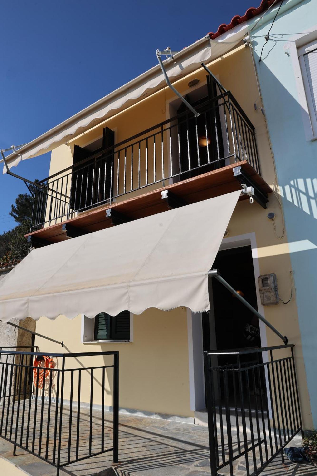 Mary'S Villas Plomari Luaran gambar